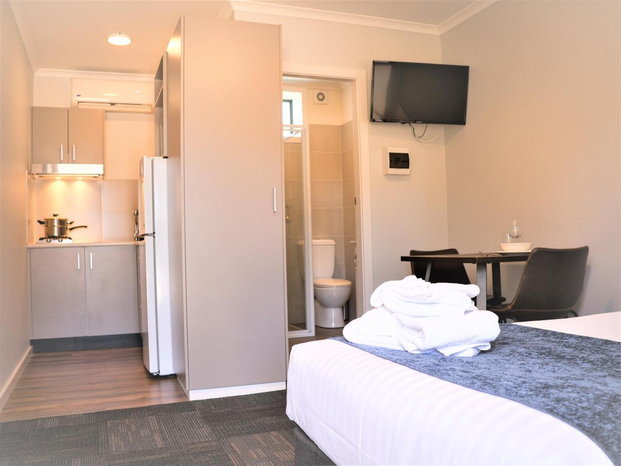 Eastend Studio Apartments Даббо Экстерьер фото
