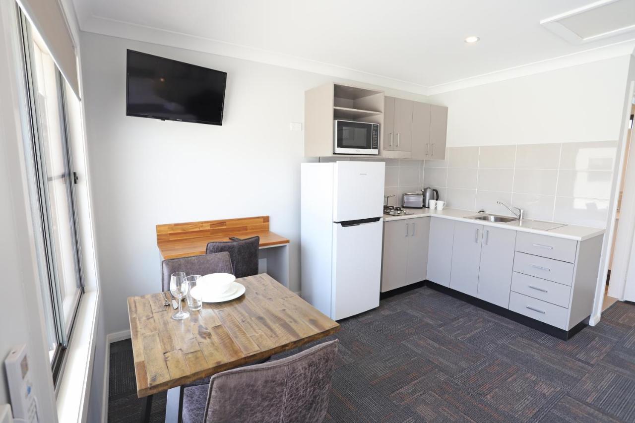 Eastend Studio Apartments Даббо Экстерьер фото