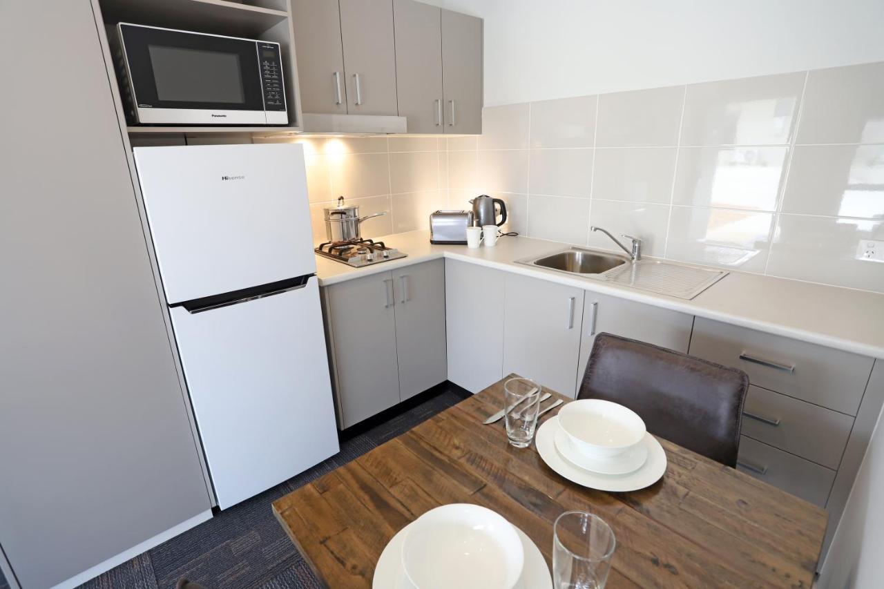Eastend Studio Apartments Даббо Экстерьер фото